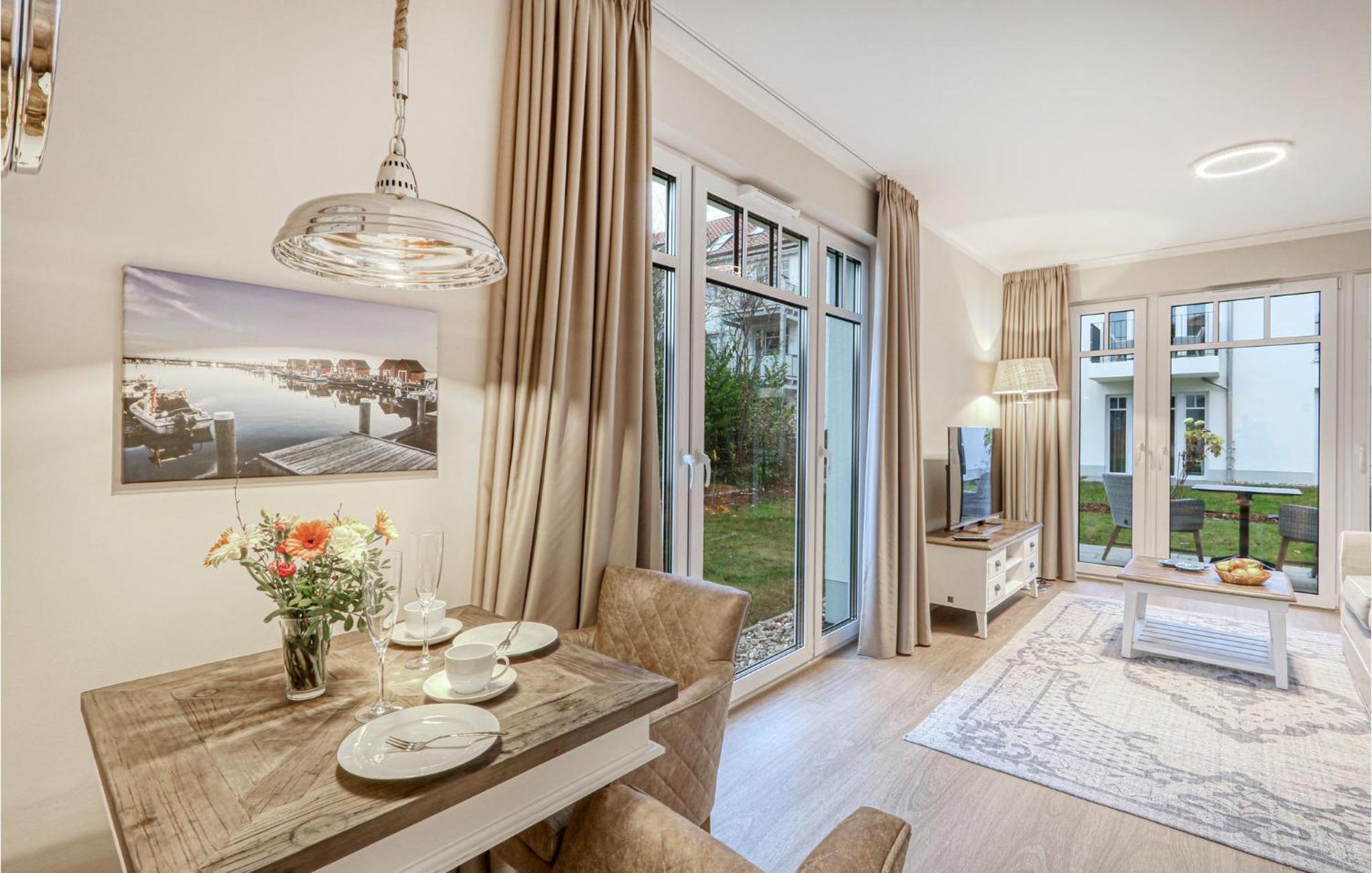 Nice apartment in Ostseebad Boltenhagen with 1 Bedrooms, Sauna&WiFi Buitenkant foto