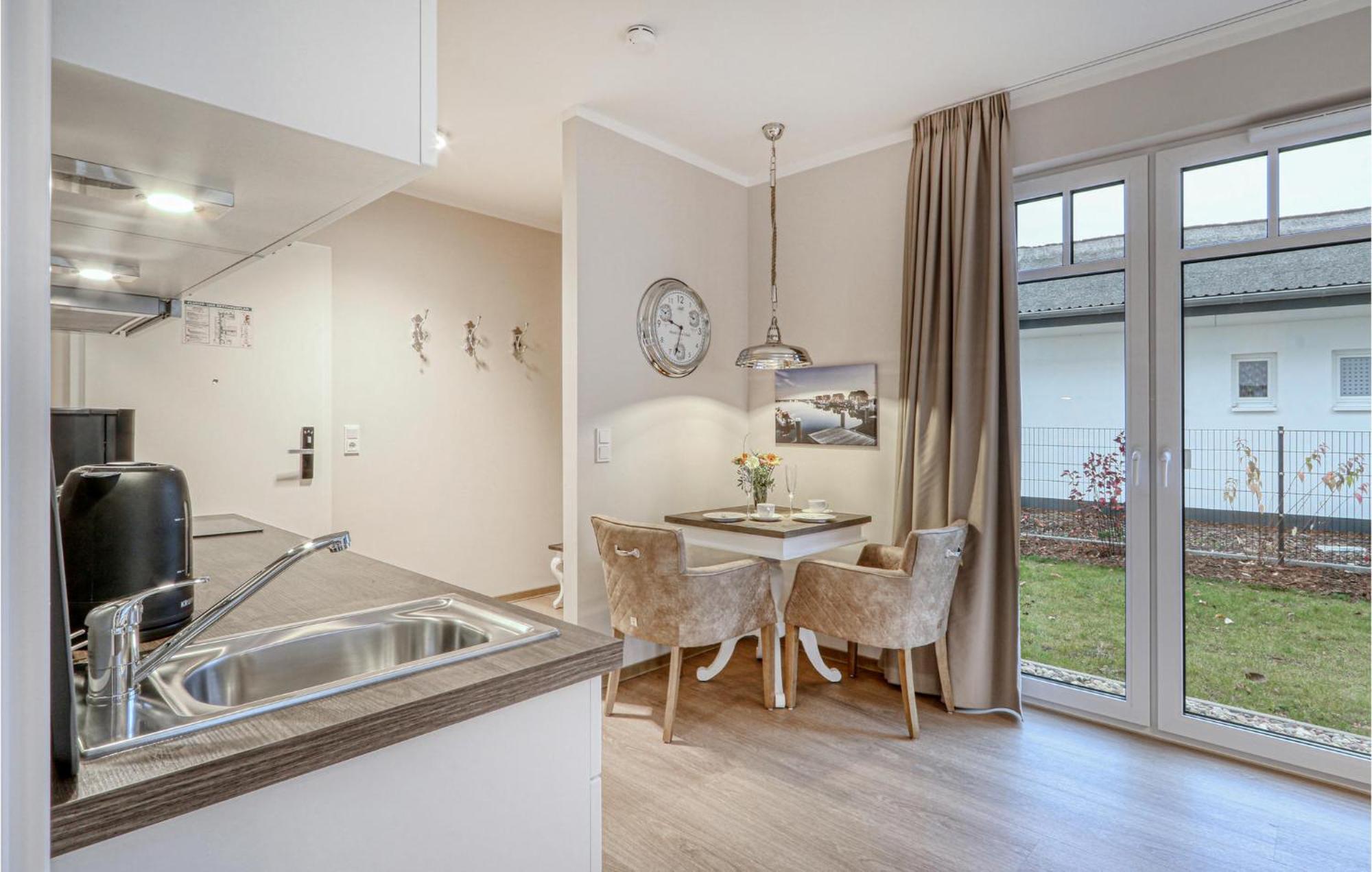 Nice apartment in Ostseebad Boltenhagen with 1 Bedrooms, Sauna&WiFi Buitenkant foto